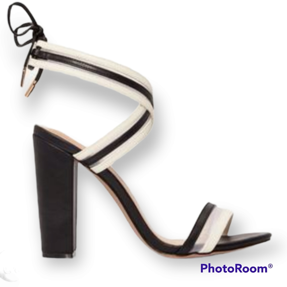 Women's Black and White Strappy Block Heel Sandals